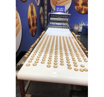 食品輸送帶（食品級、耐油、不掉屑）